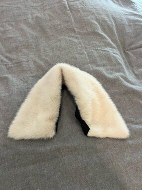 Luxury Cream Faux Fur Collar Wrap